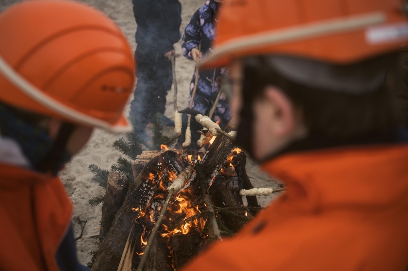 Die Veranstaltung Feuer und Meer mit Unterstützung der freiwilligen Feuerwehr OB und der DLRG. Mit Stockbrot, Bratwurst und guter Live-Musik.